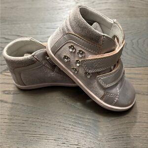 Primigi Italian made pink toddler shoes sz 7.5T EUC